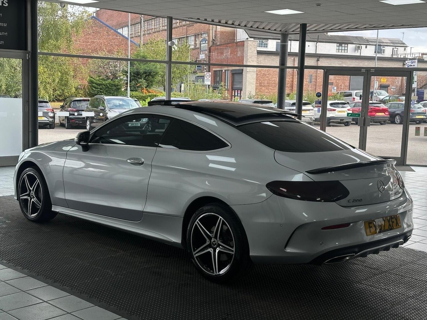 Used Mercedes-Benz C Class 2018 for sale - 77052996: Photo 9