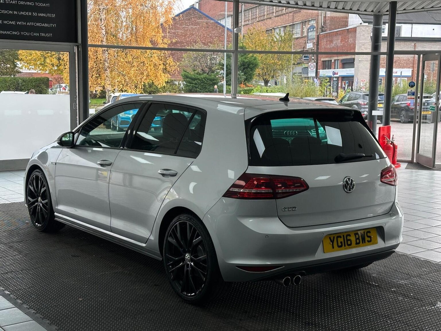 Used Volkswagen Golf 2016 for sale - 76769596: Photo 10