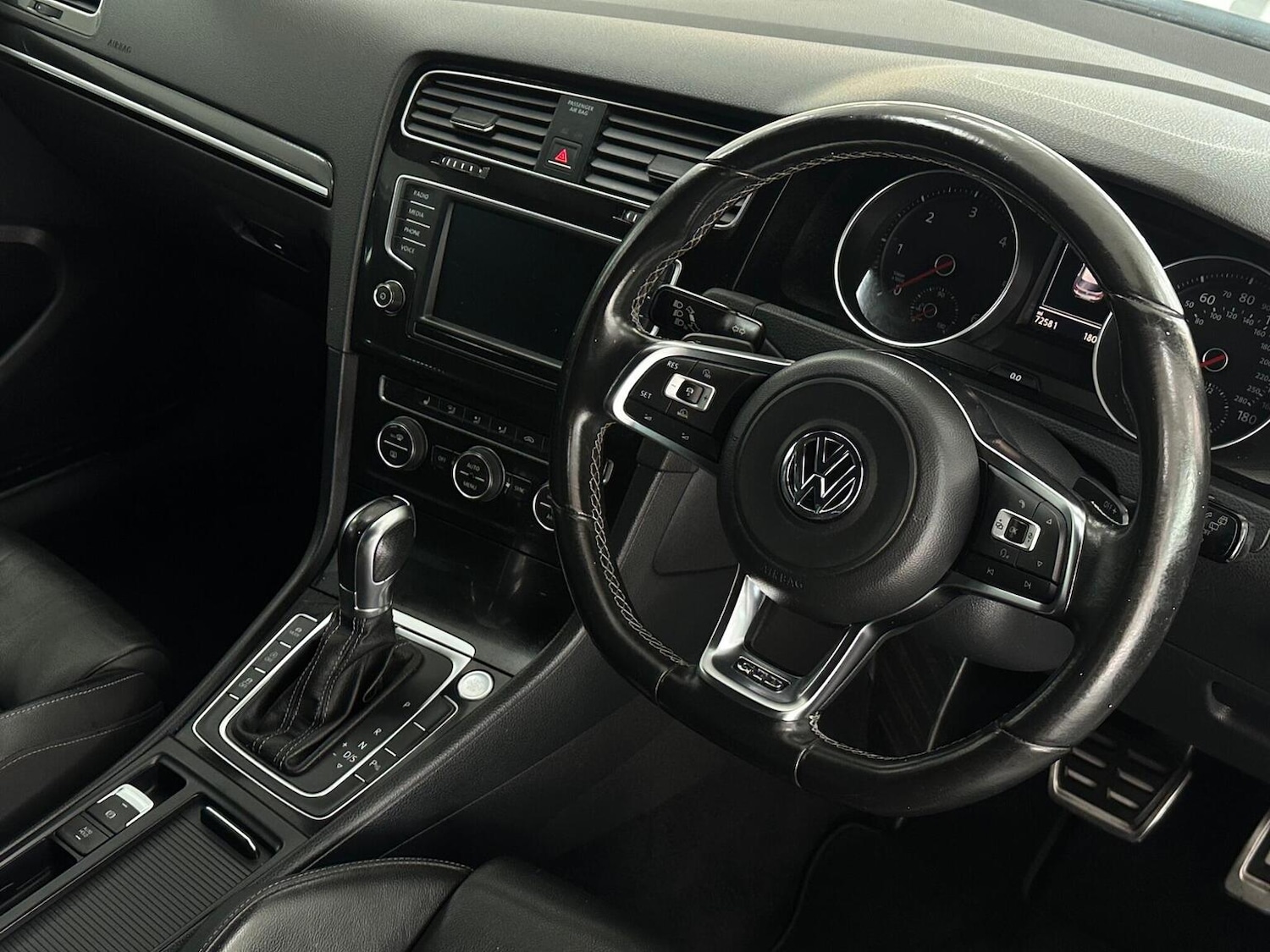 Used Volkswagen Golf 2016 for sale - 76769596: Photo 15