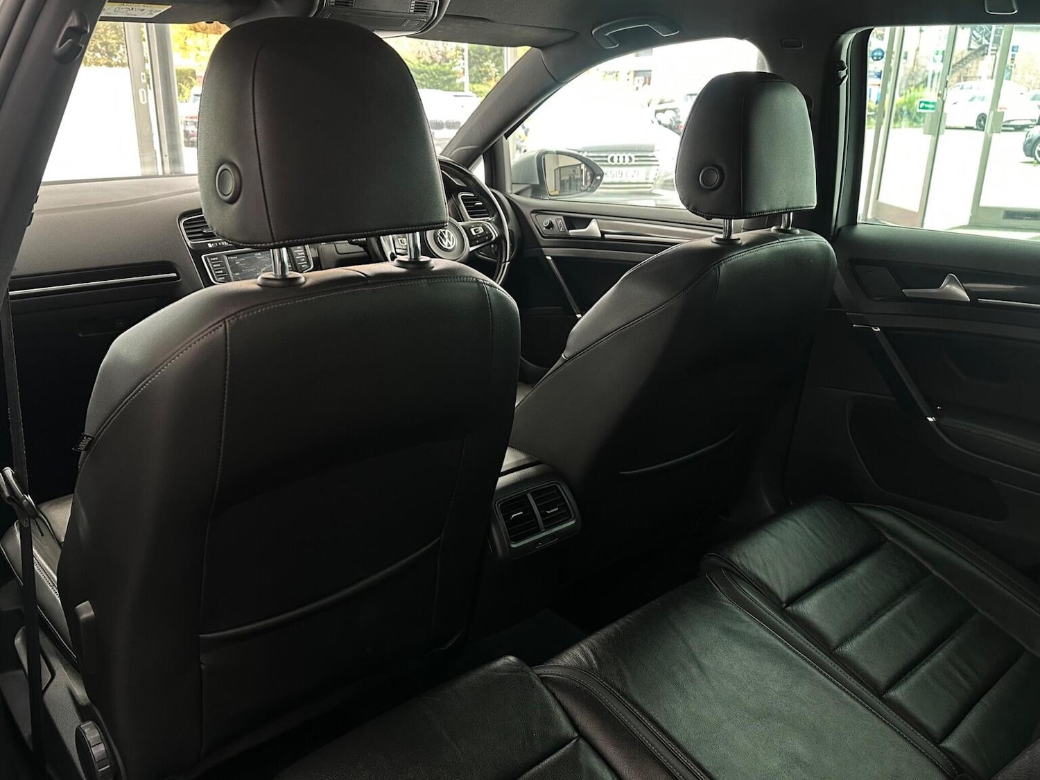 Used Volkswagen Golf 2016 for sale - 76769596: Photo 33