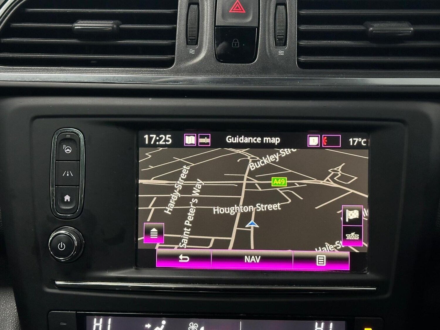 Used Renault Kadjar 2017 for sale - 76656062: Photo 32