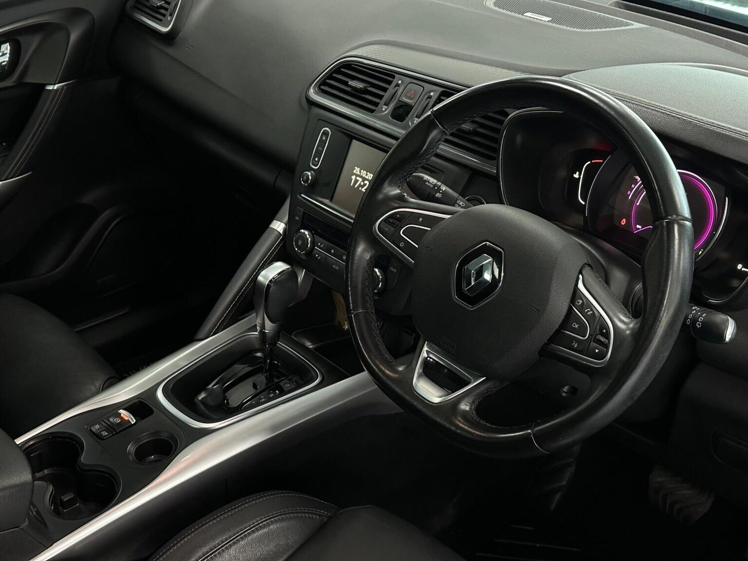 Used Renault Kadjar 2017 for sale - 76656062: Photo 41