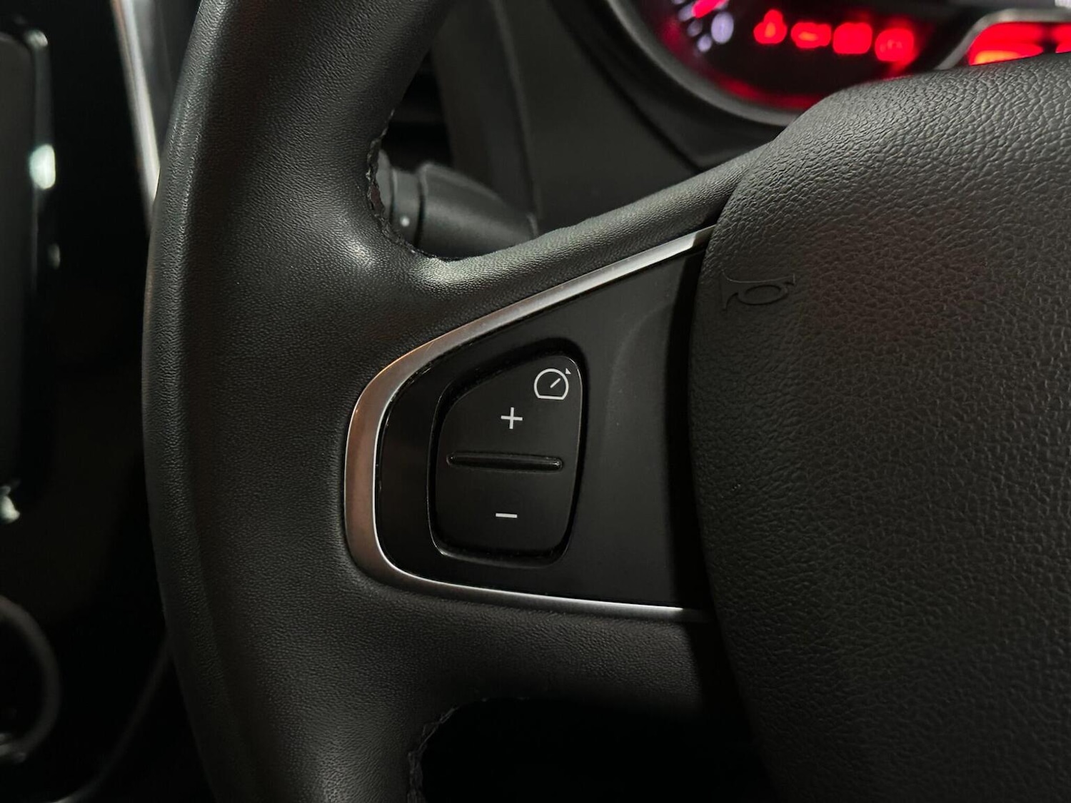 Used Renault Captur 2019 for sale - 77027937: Photo 21