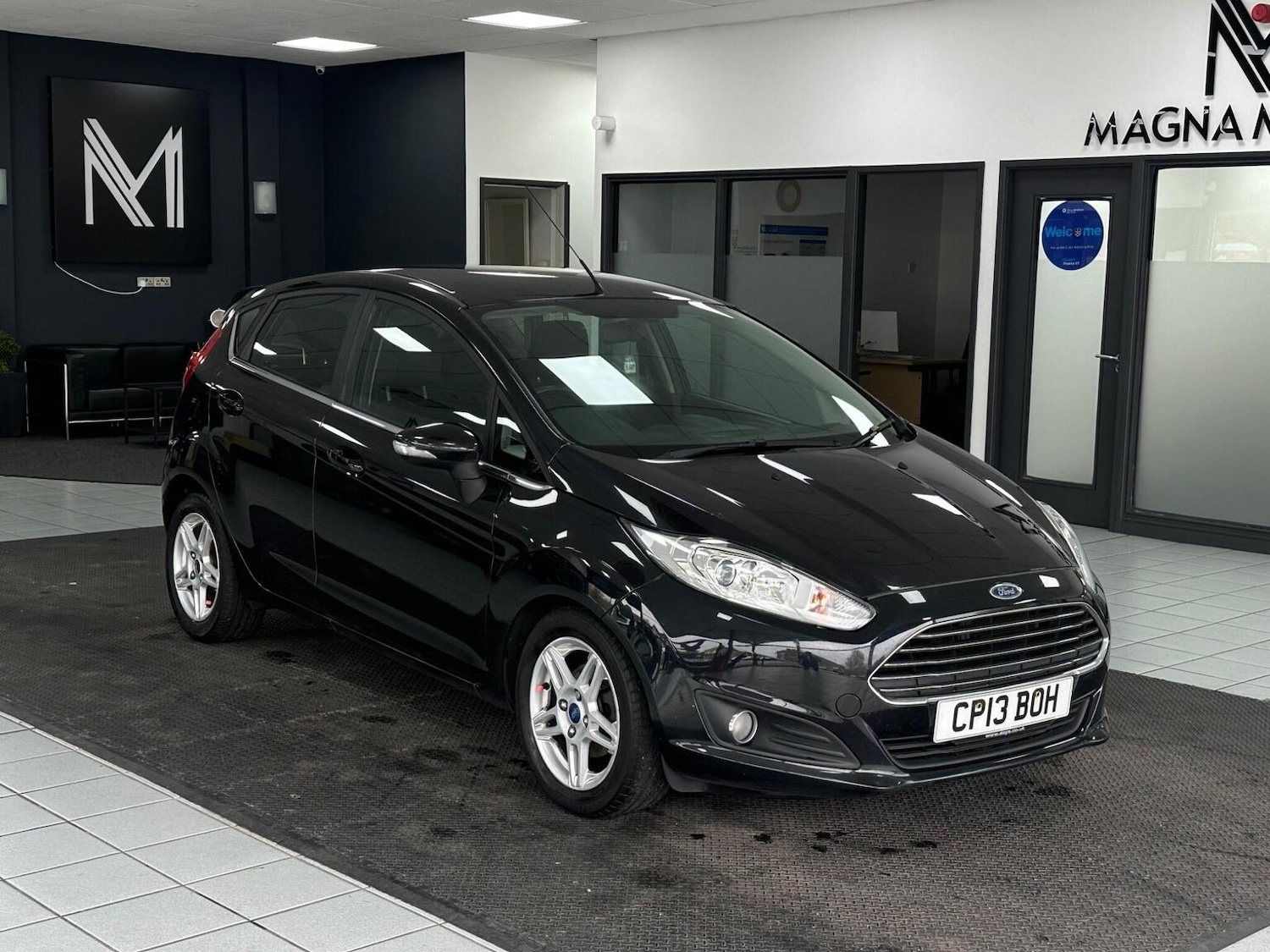 Used Ford Fiesta 2013 for sale - 76656047: Photo 1