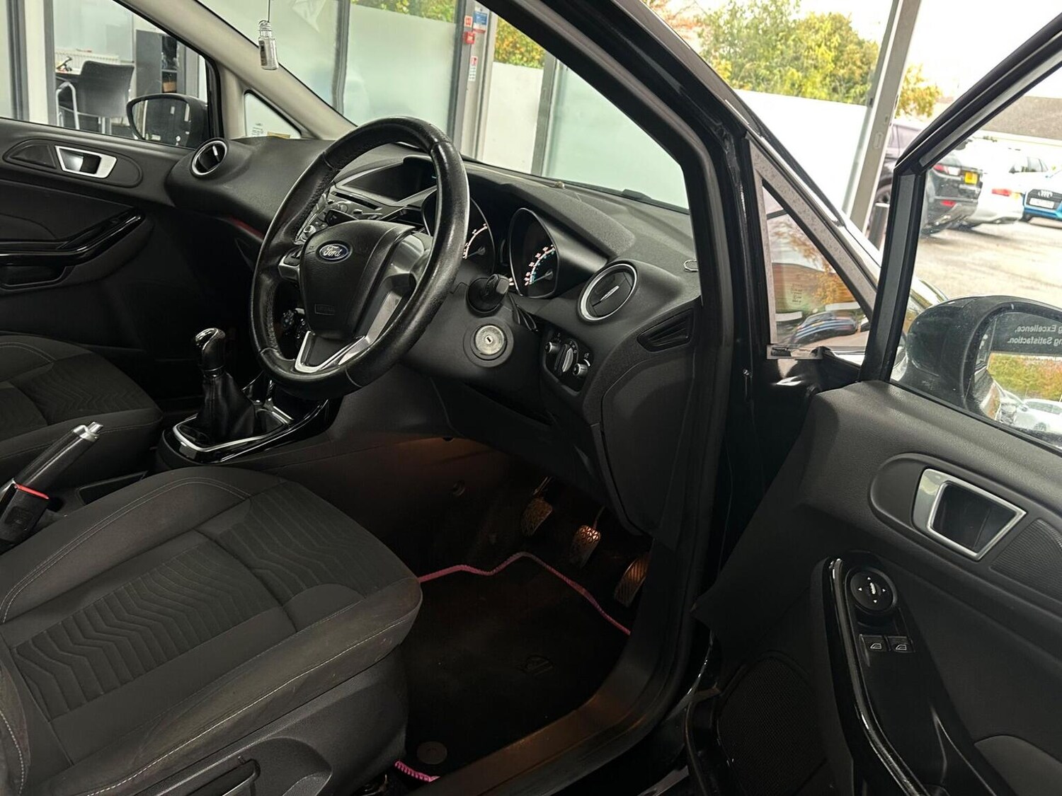 Used Ford Fiesta 2013 for sale - 76656047: Photo 14