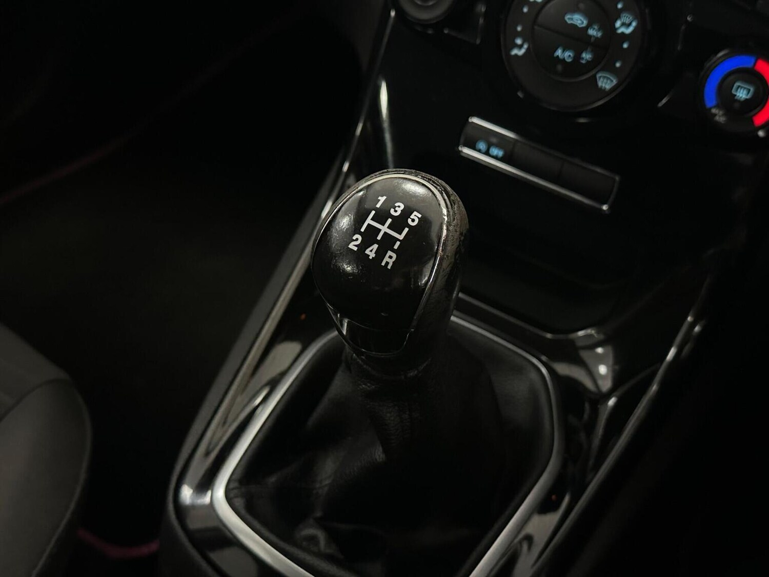 Used Ford Fiesta 2013 for sale - 76656047: Photo 19