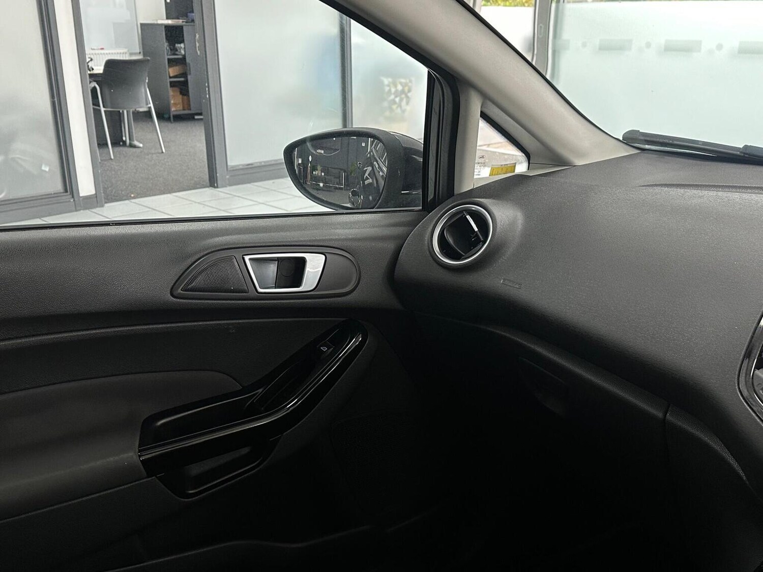 Used Ford Fiesta 2013 for sale - 76656047: Photo 23