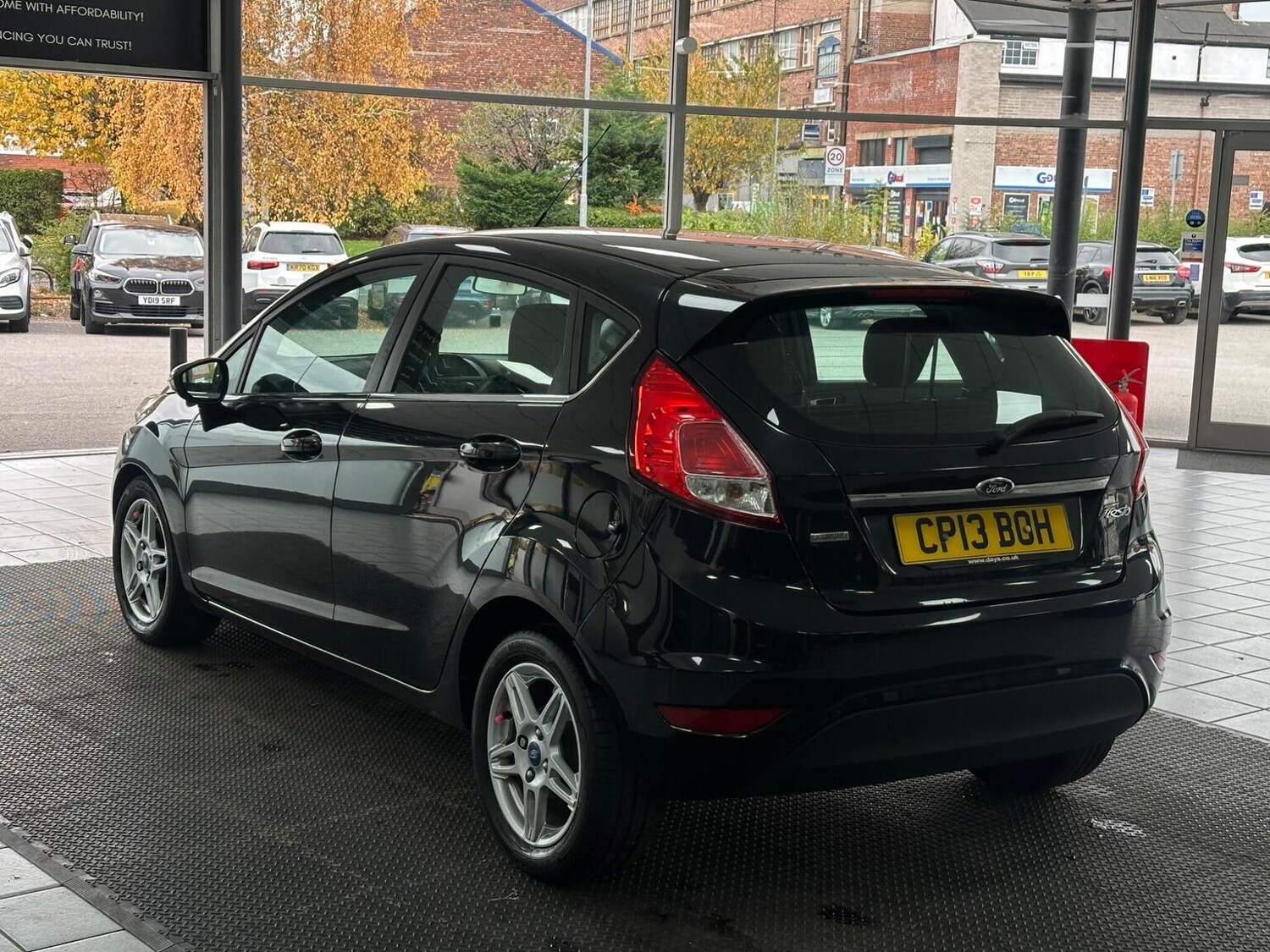 Used Ford Fiesta 2013 for sale - 76656047: Photo 9