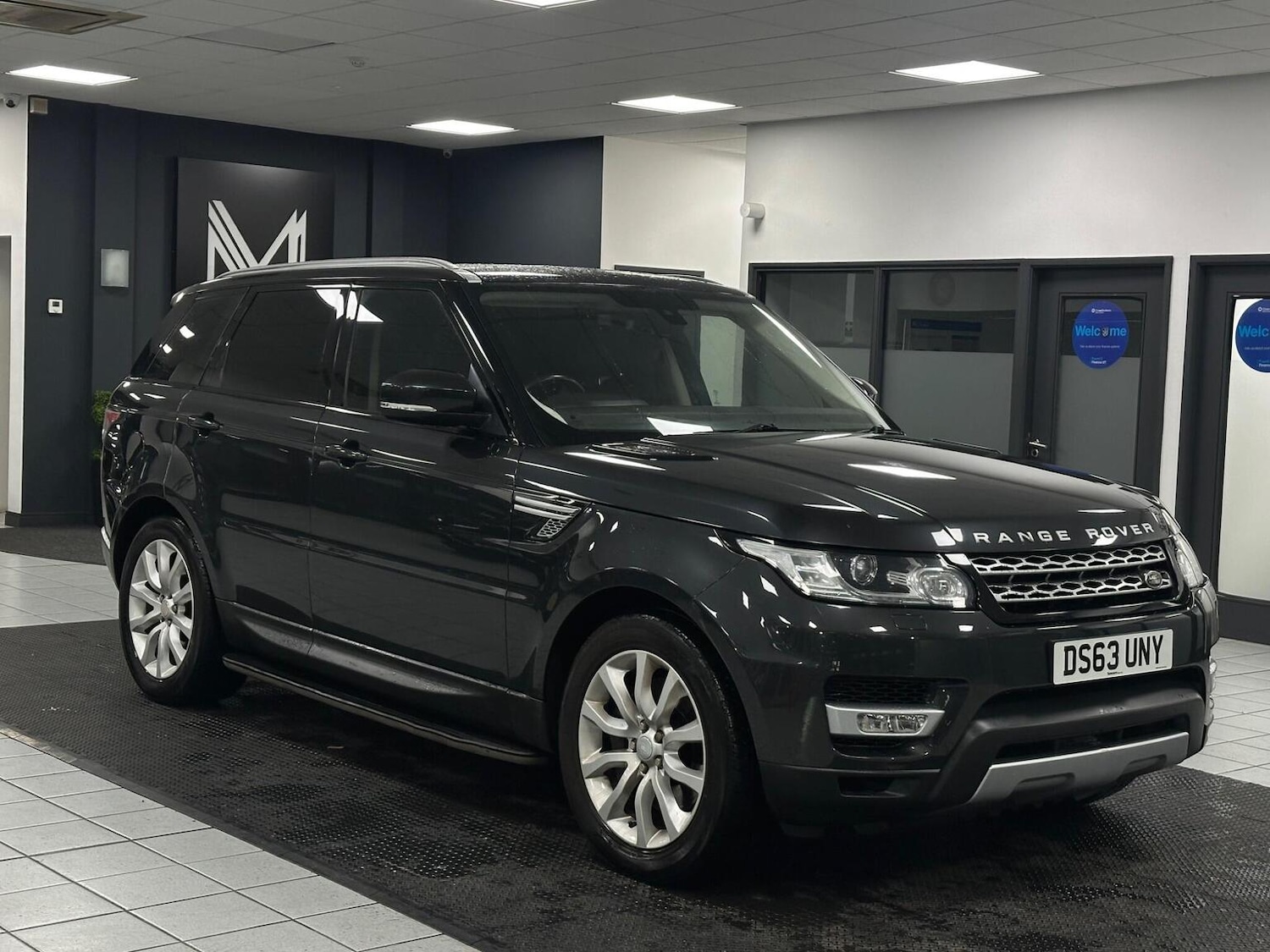 Used Land Rover Range Rover Sport 2014 for sale - 76821565: Photo 2