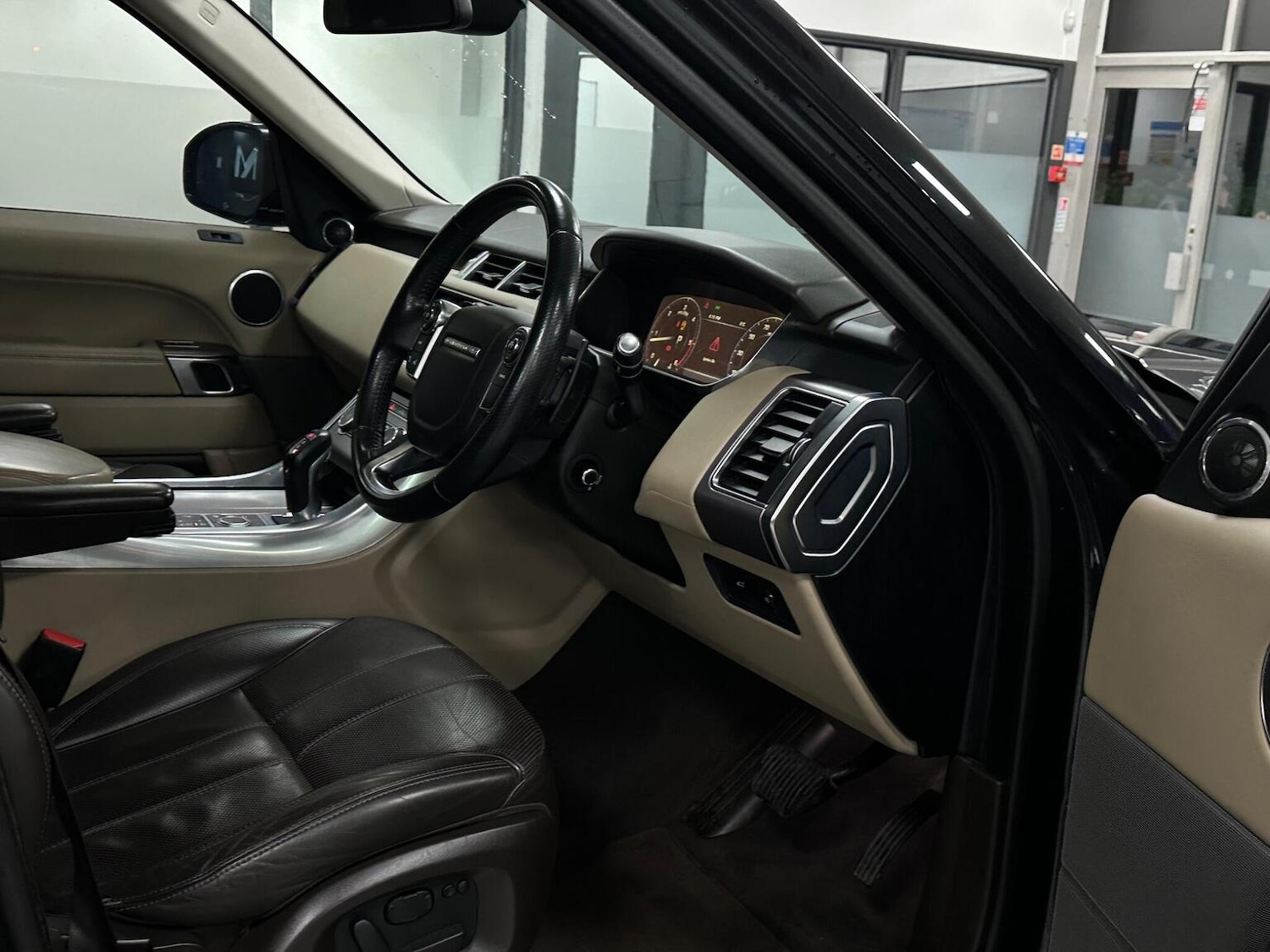 Used Land Rover Range Rover Sport 2014 for sale - 76821565: Photo 20