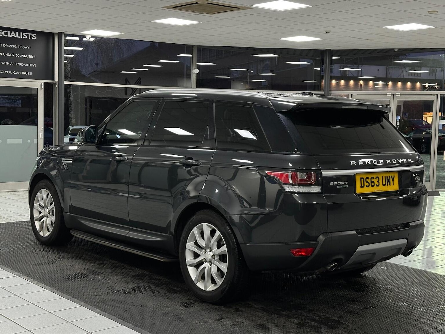 Used Land Rover Range Rover Sport 2014 for sale - 76821565: Photo 9