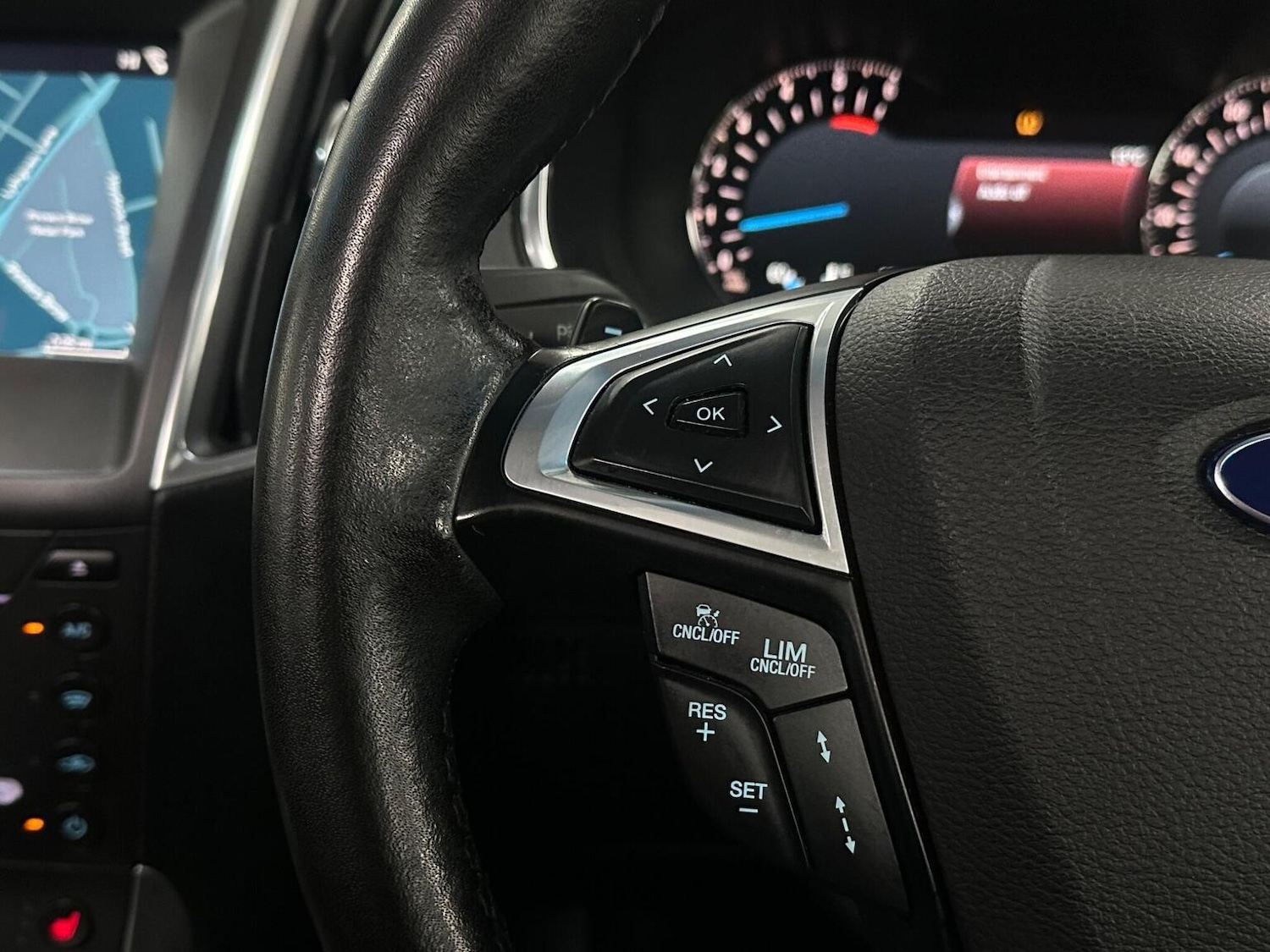 Used Ford Edge 2017 for sale - 76656241: Photo 25