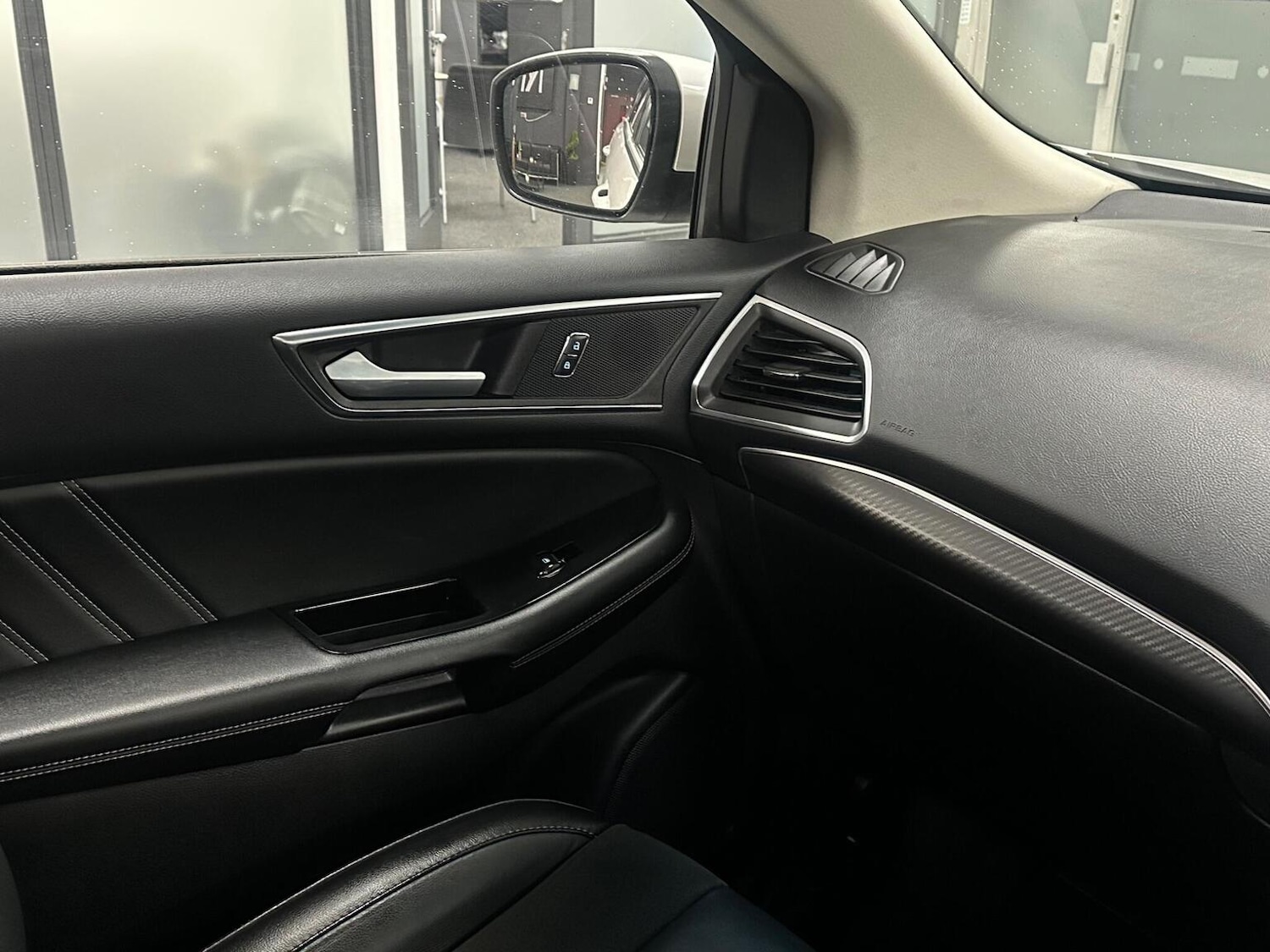 Used Ford Edge 2017 for sale - 76656241: Photo 32