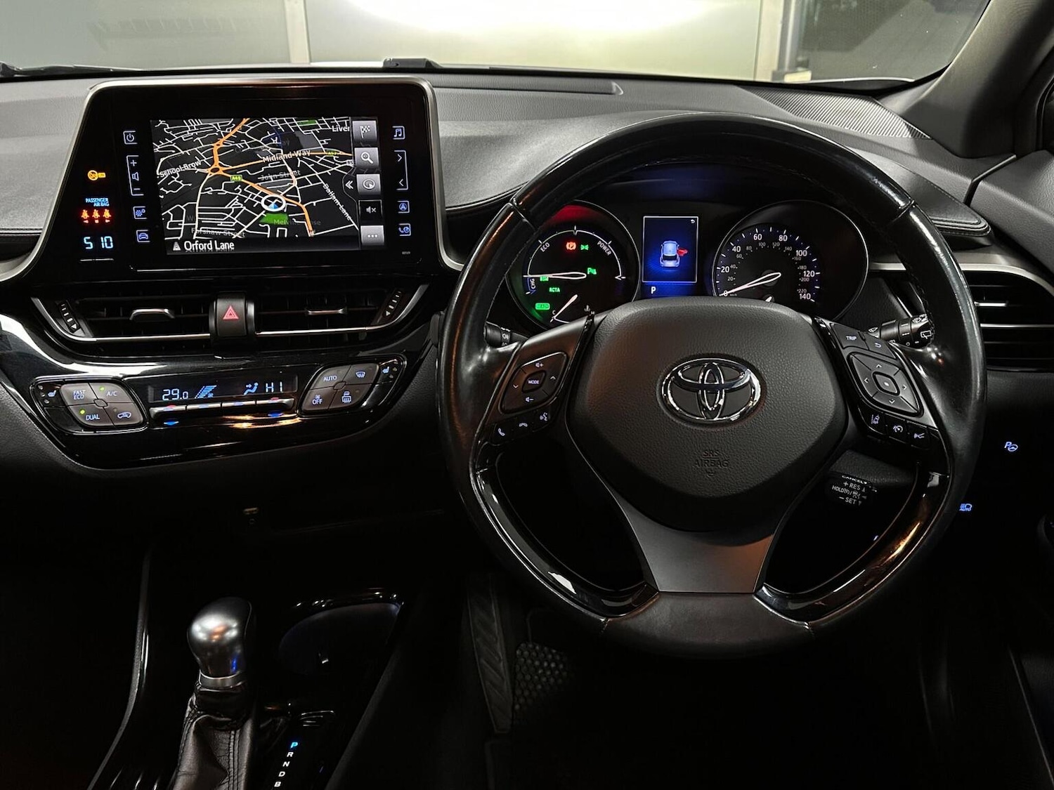 Used Toyota C-HR 2018 for sale - 77065645: Photo 17