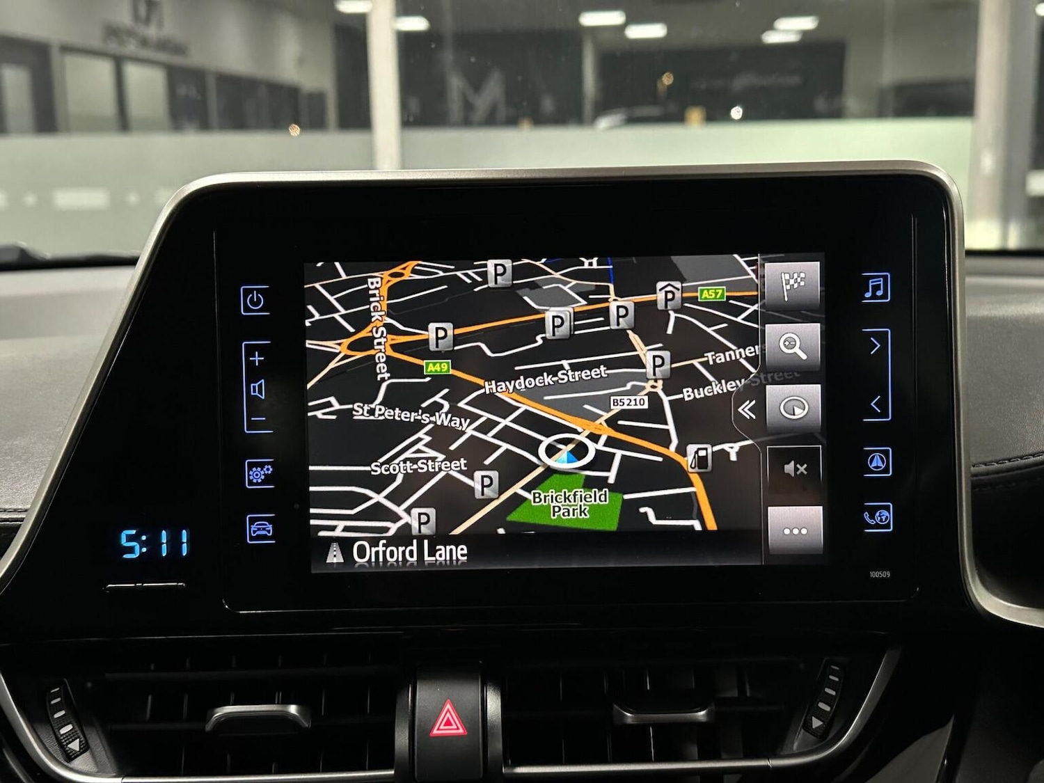 Used Toyota C-HR 2018 for sale - 77065645: Photo 28