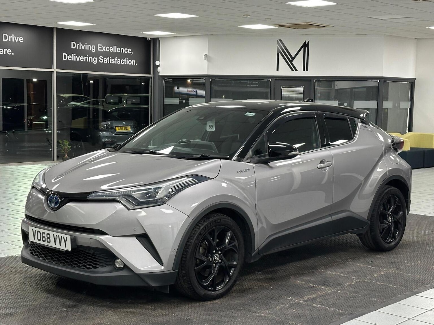 Used Toyota C-HR 2018 for sale - 77065645: Photo 5