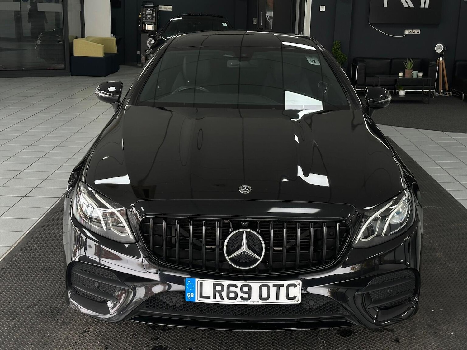 Used Mercedes-Benz E Class 2019 for sale - 76794258: Photo 5