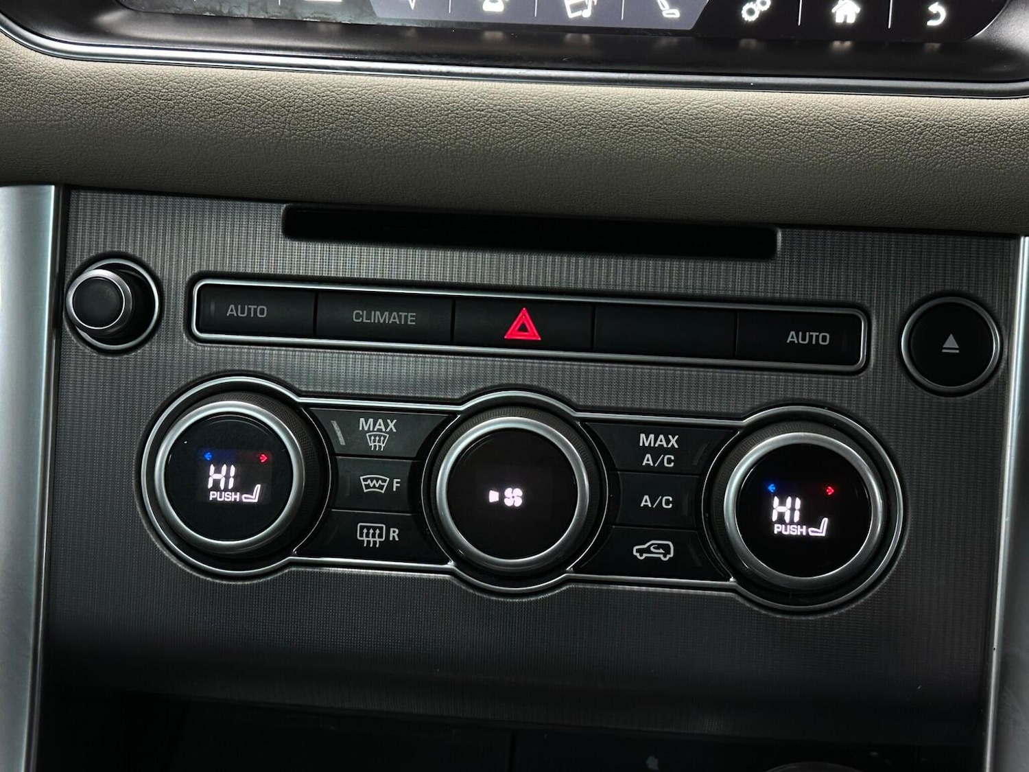 Used Land Rover Range Rover Sport 2017 for sale - 76837063: Photo 27