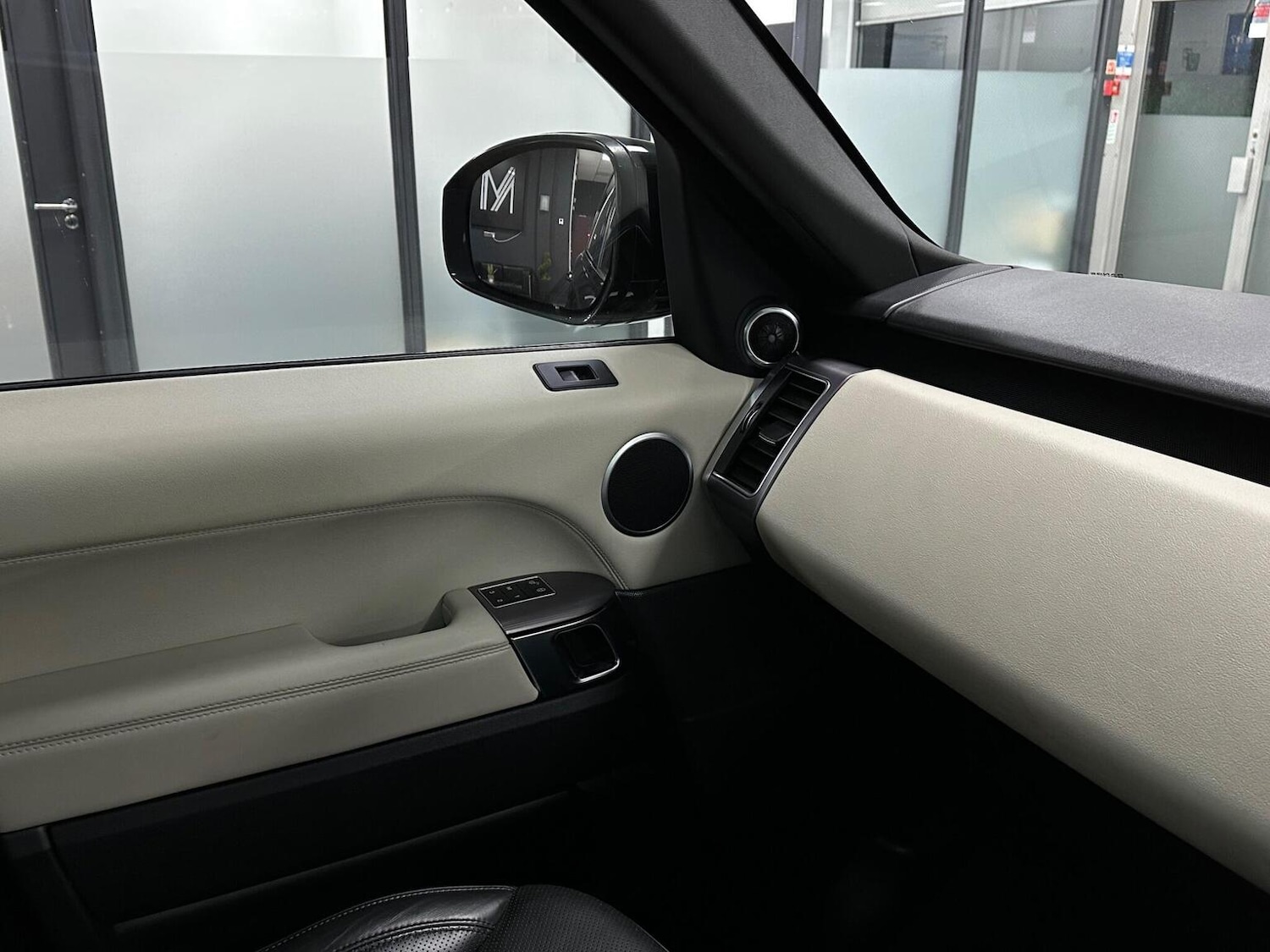 Used Land Rover Range Rover Sport 2017 for sale - 76837063: Photo 30