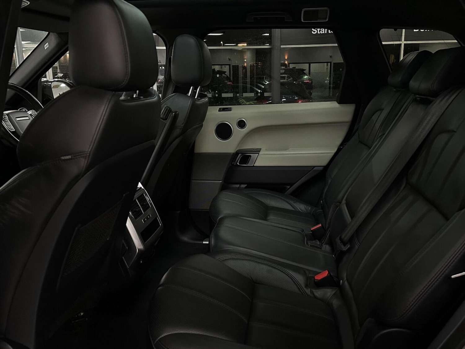 Used Land Rover Range Rover Sport 2017 for sale - 76837063: Photo 35