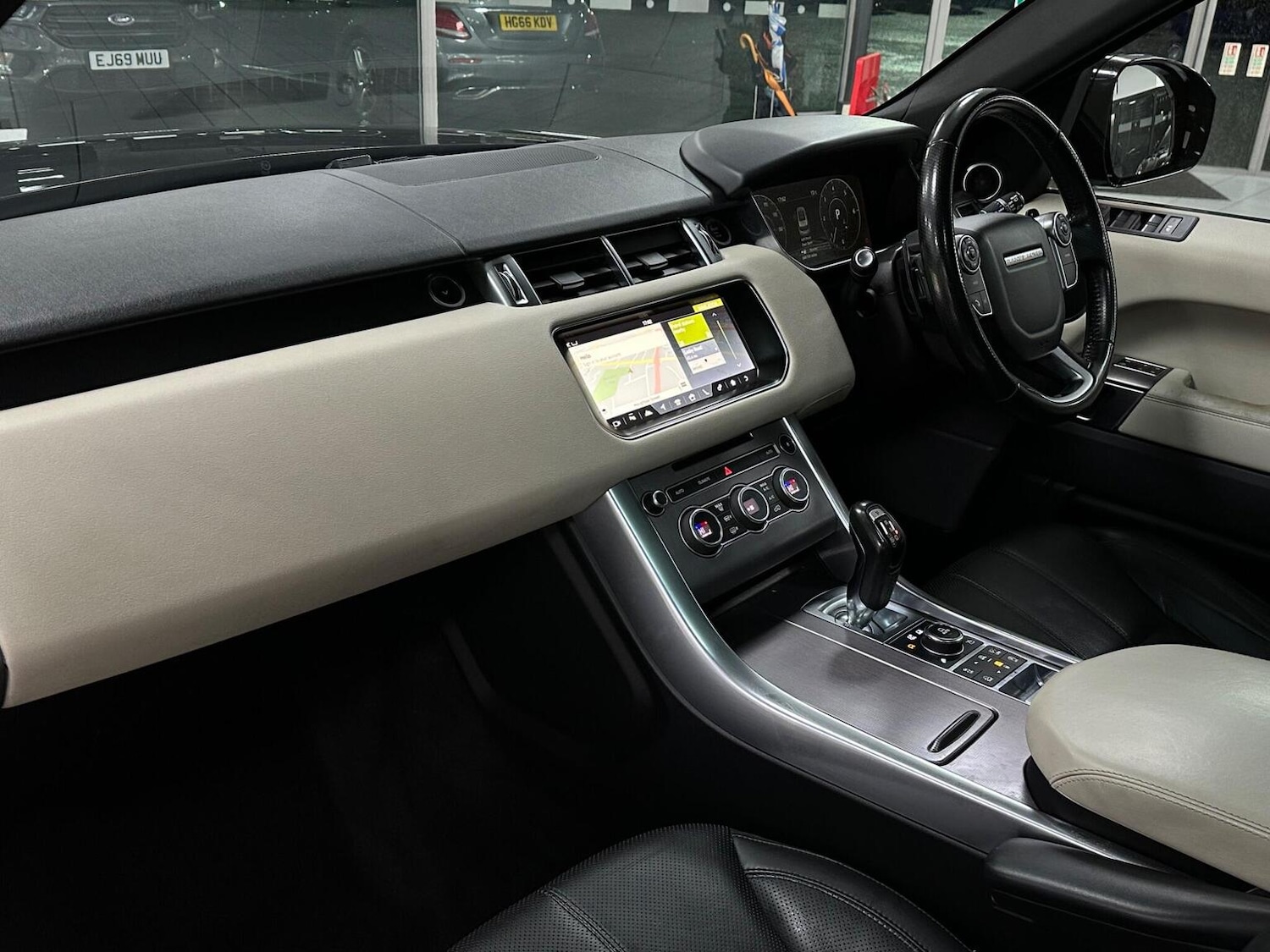 Used Land Rover Range Rover Sport 2017 for sale - 76837063: Photo 37