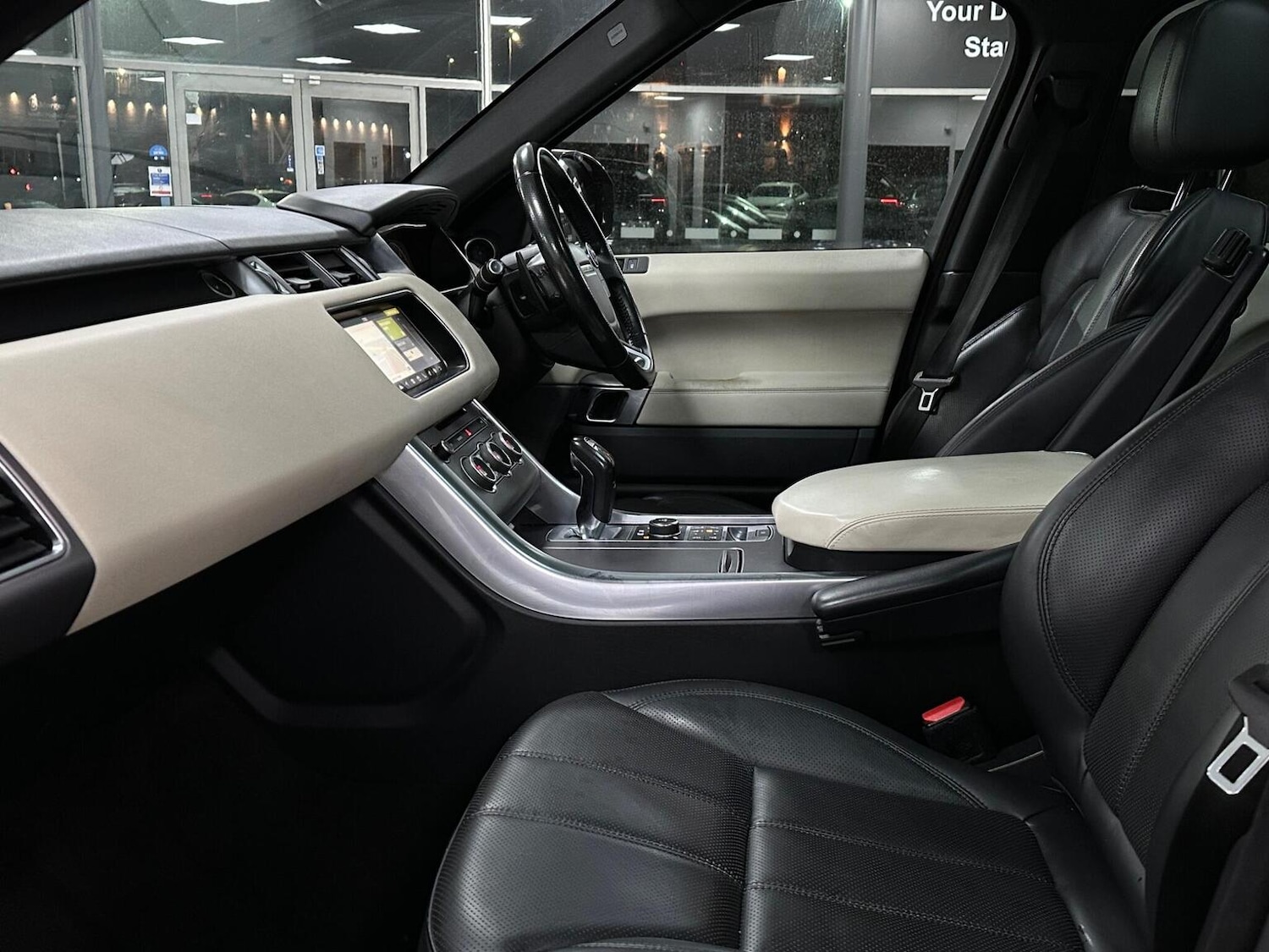 Used Land Rover Range Rover Sport 2017 for sale - 76837063: Photo 38