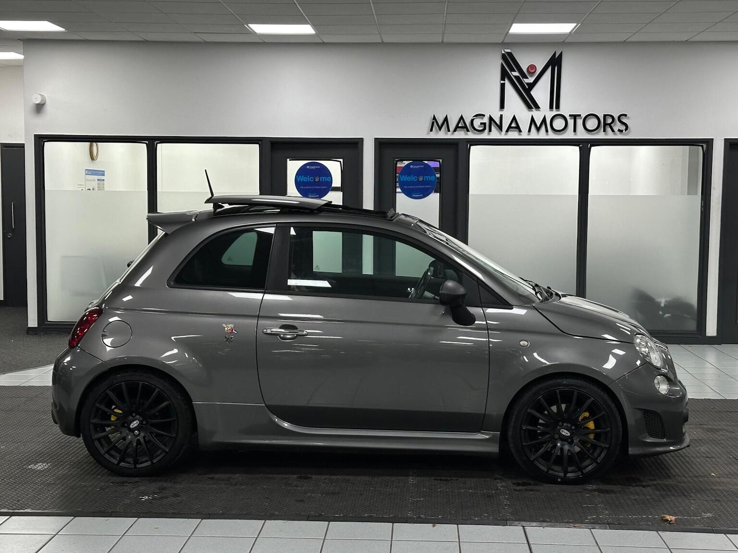Used Abarth 595 2014 for sale - 76687202: Photo 3