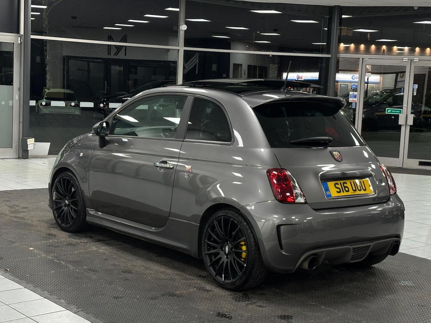 Used Abarth 595 2014 for sale - 76687202: Photo 9