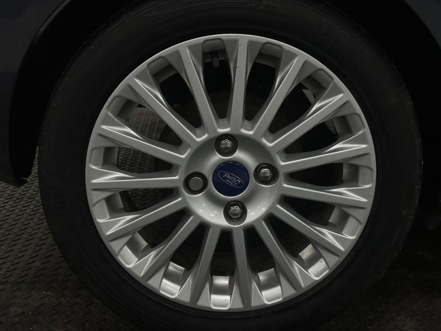 Used Ford Fiesta 2015 for sale - 77056601: Photo 12