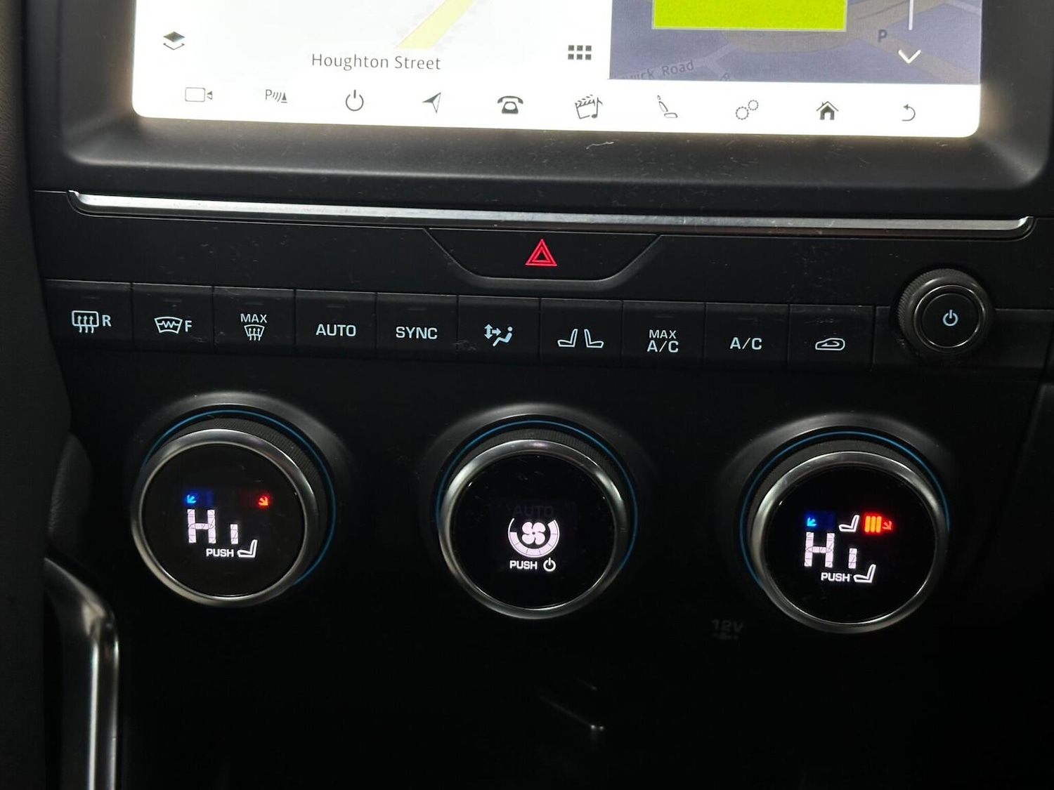 Used Jaguar E-Pace 2018 for sale - 76712441: Photo 27