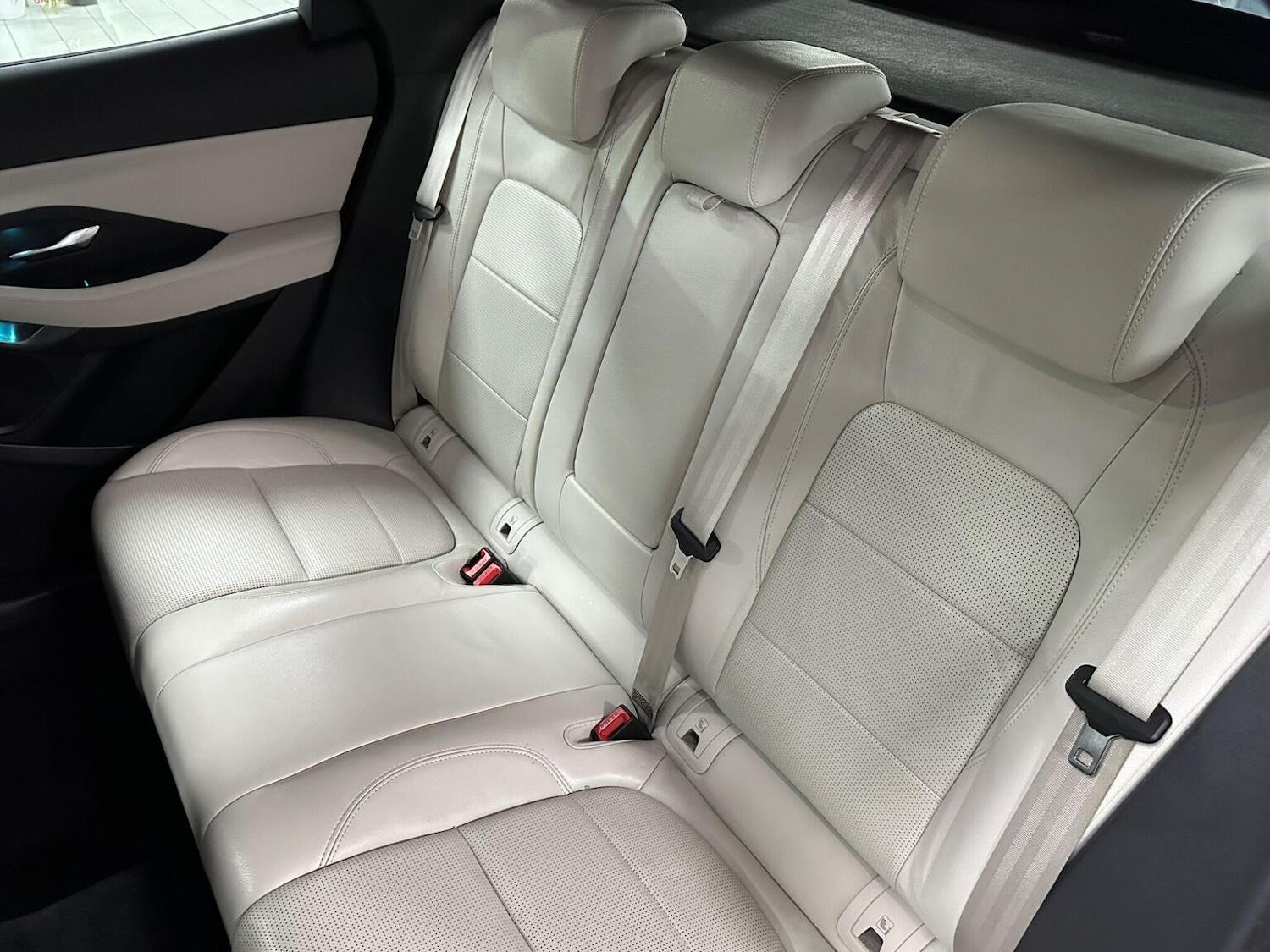 Used Jaguar E-Pace 2018 for sale - 76712441: Photo 36