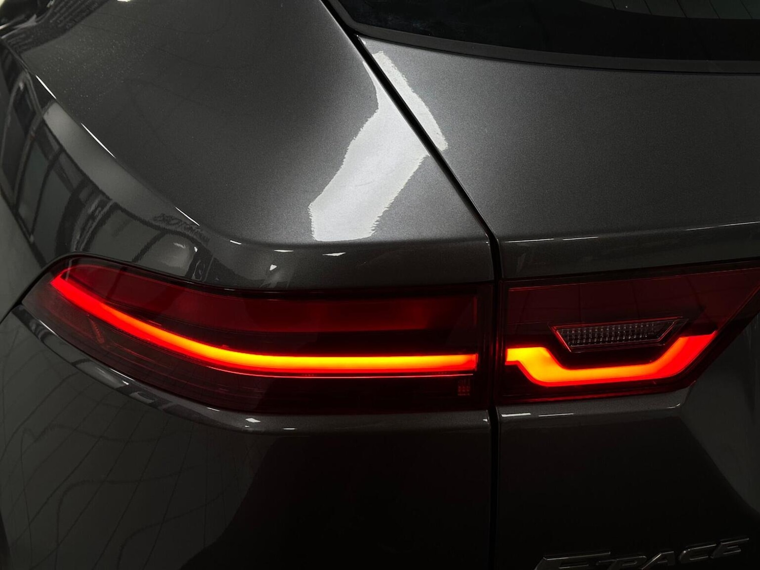 Used Jaguar E-Pace 2018 for sale - 76712441: Photo 40