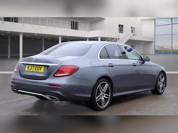 Used Mercedes-Benz E Class 2017 for sale - 76924418: Photo