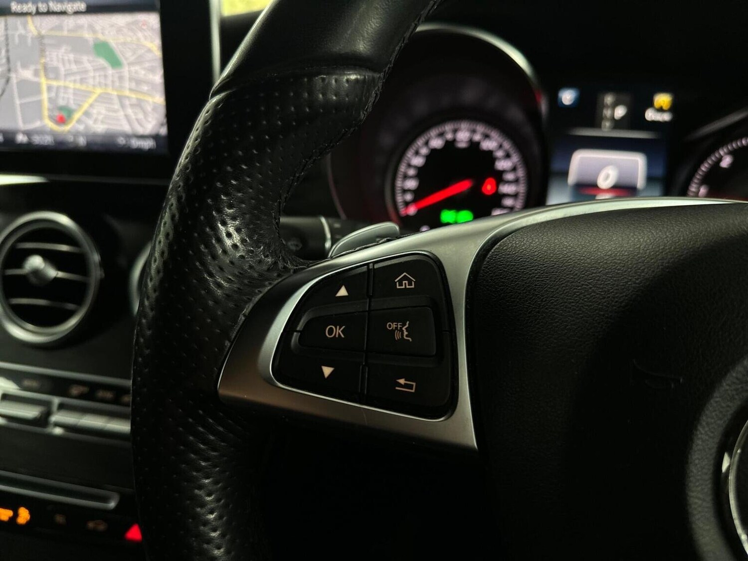 Used Mercedes-Benz GLC 2017 for sale - 76656210: Photo 23