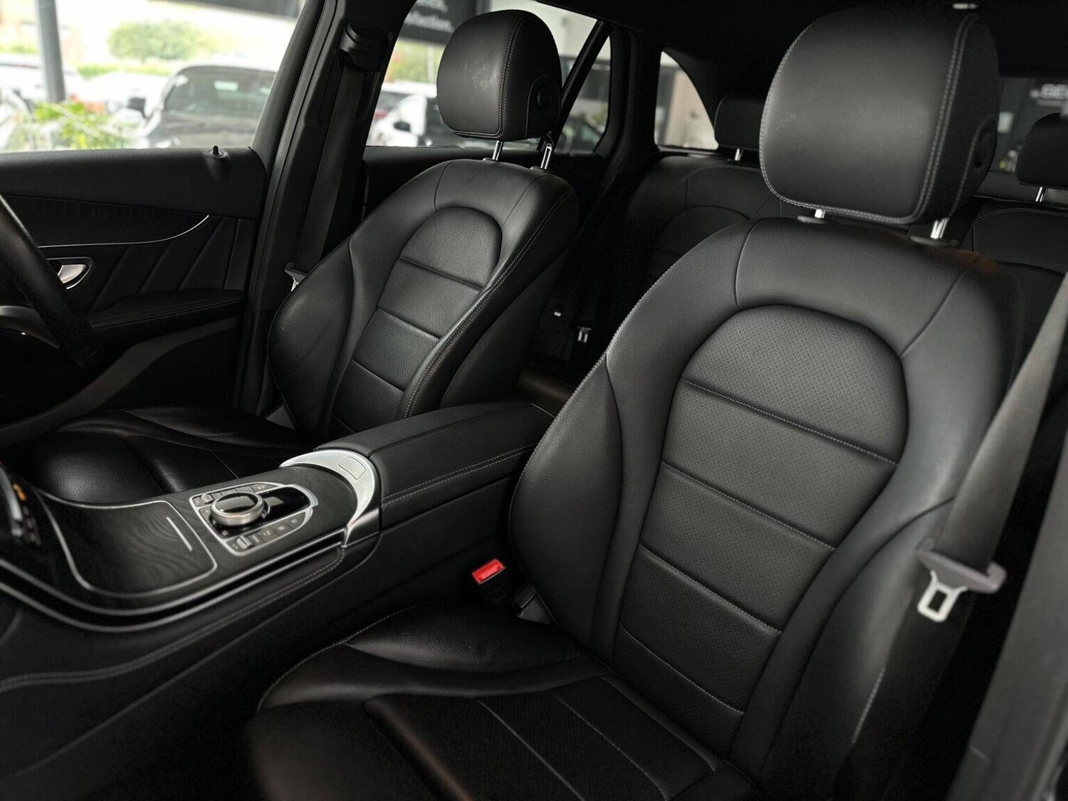 Used Mercedes-Benz GLC 2017 for sale - 76656210: Photo 40