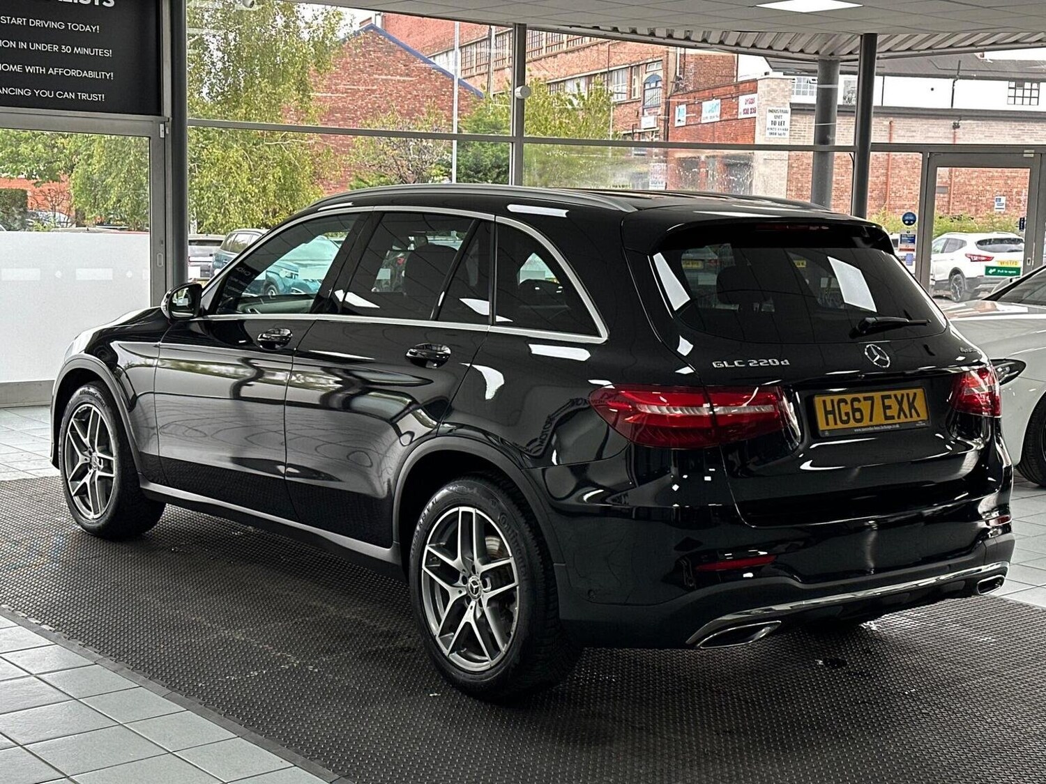 Used Mercedes-Benz GLC 2017 for sale - 76656210: Photo 8