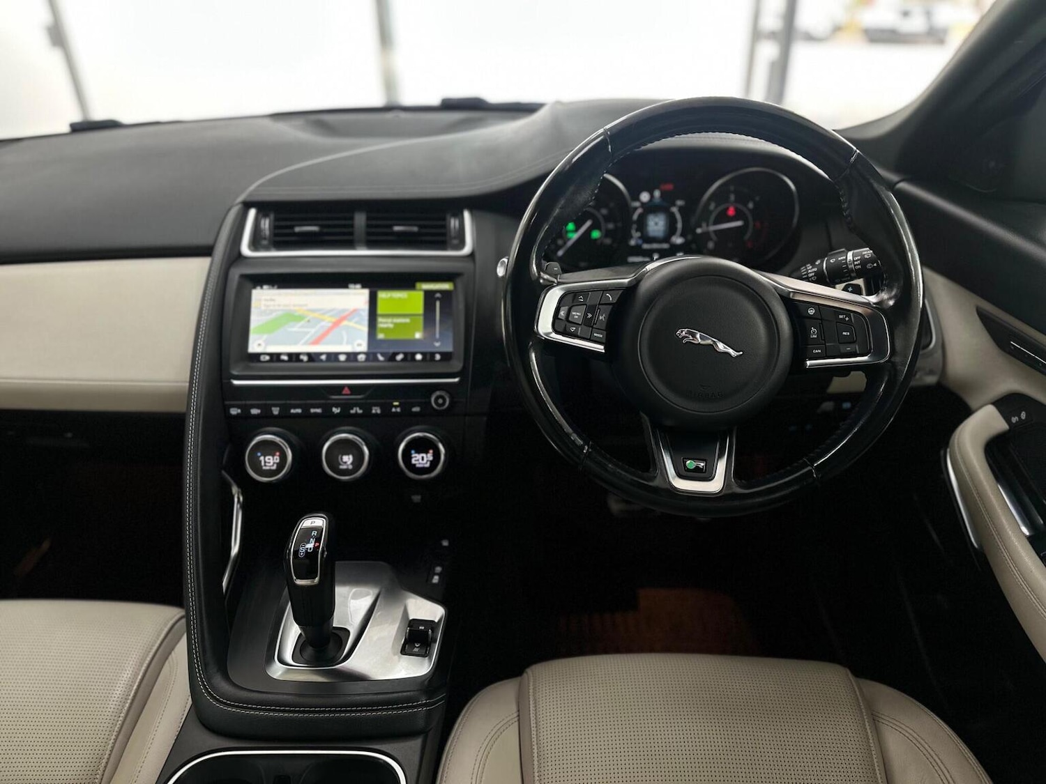 Used Jaguar E-Pace 2018 for sale - 77179710: Photo 18