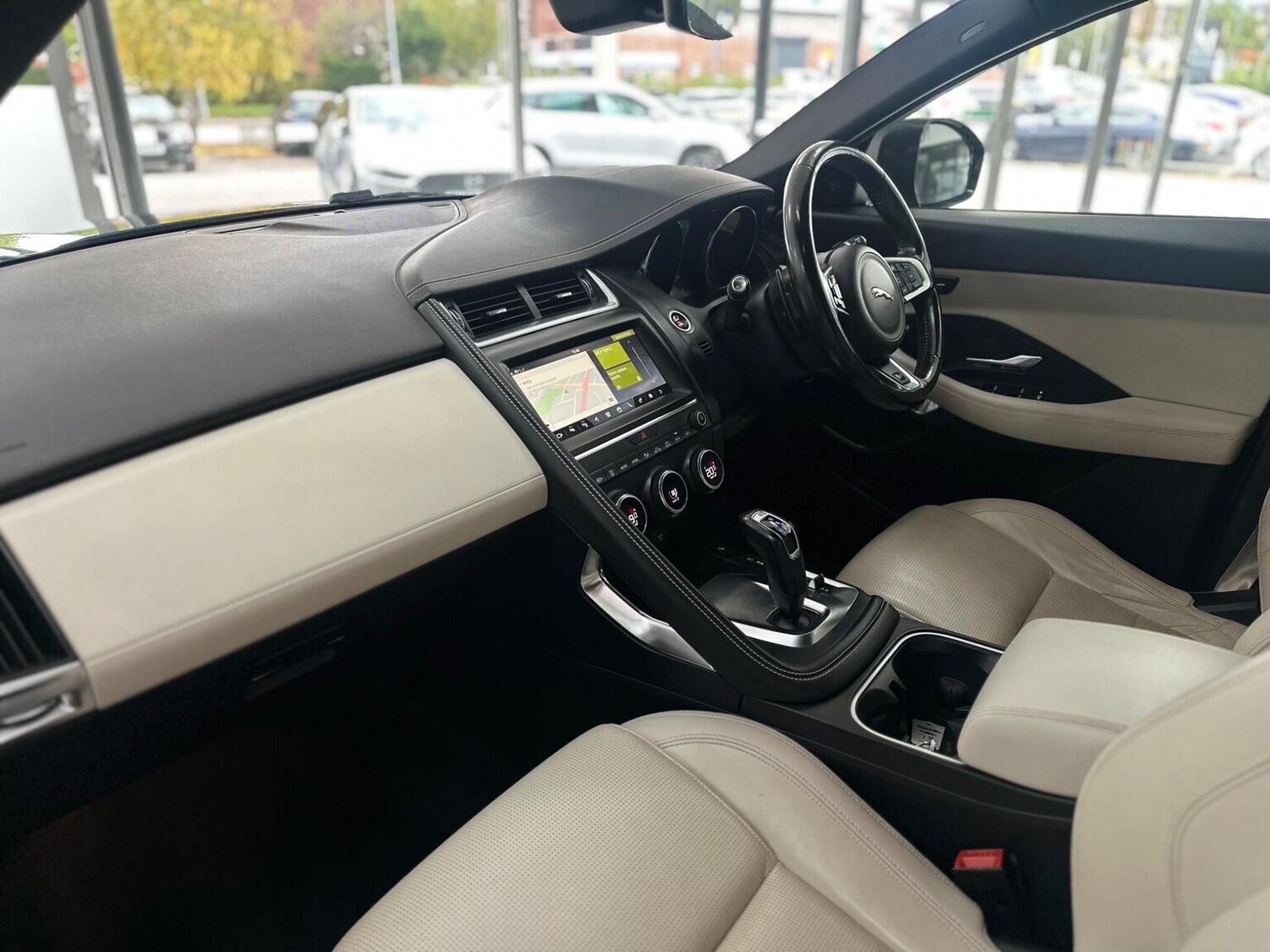 Used Jaguar E-Pace 2018 for sale - 77179710: Photo 39