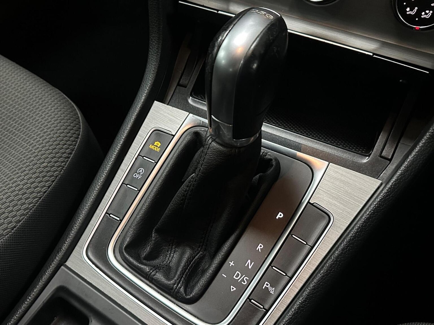 Used Volkswagen Golf 2014 for sale - 77228222: Photo 24