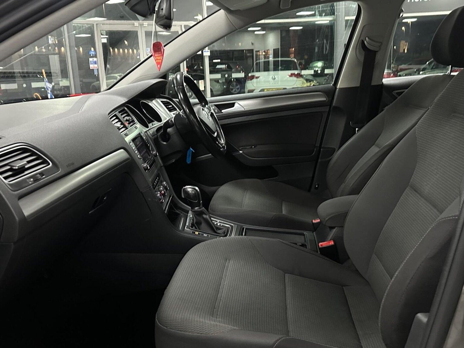 Used Volkswagen Golf 2014 for sale - 77228222: Photo 37