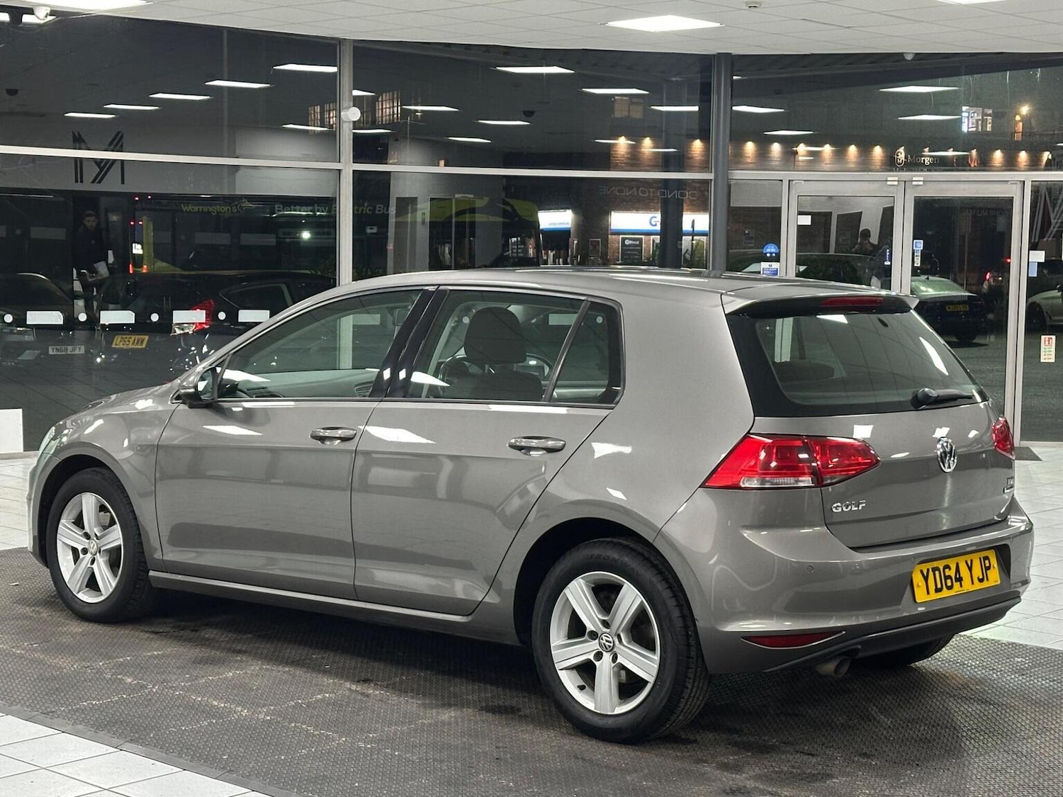 Used Volkswagen Golf 2014 for sale - 77228222: Photo 9