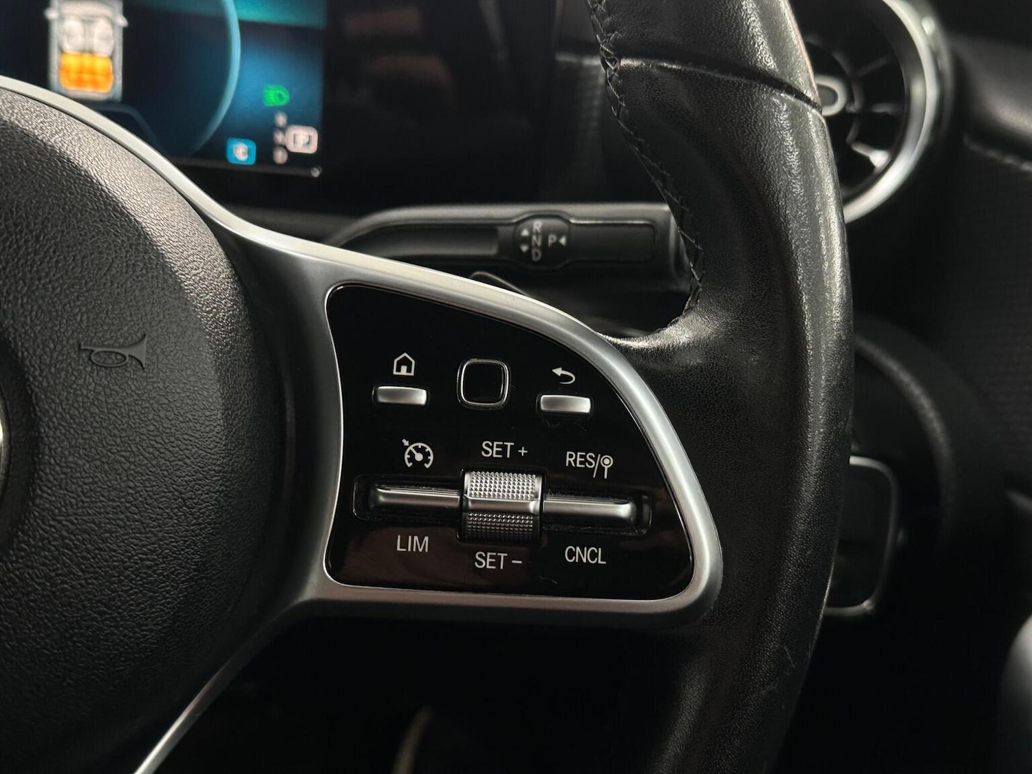 Used Mercedes-Benz A-Class 2018 for sale - 76656038: Photo 24