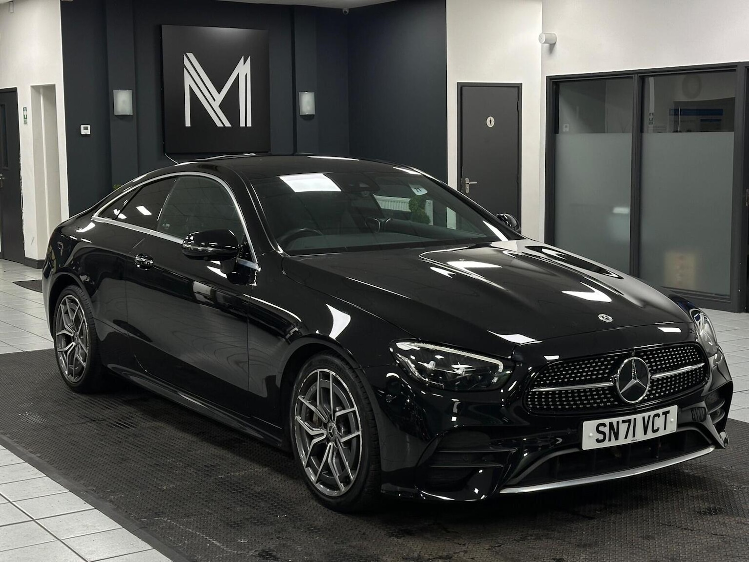 Used Mercedes-Benz E Class 2021 for sale - 76911098: Photo 2