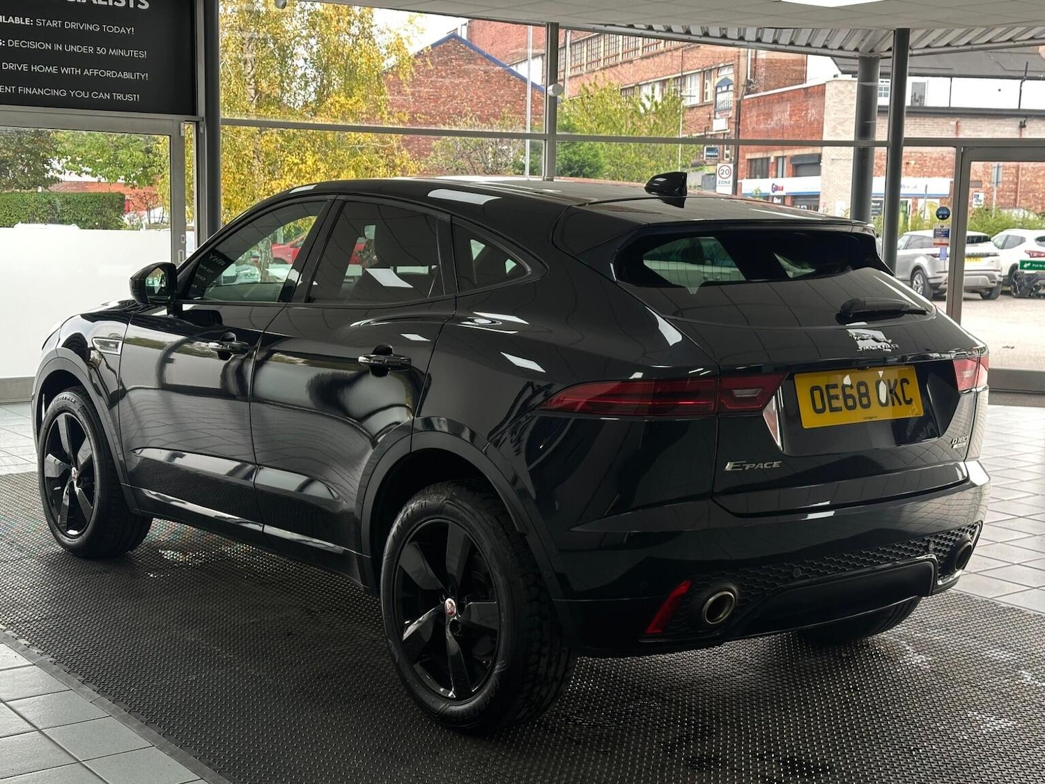 Used Jaguar E-Pace 2018 for sale - 76656089: Photo 11