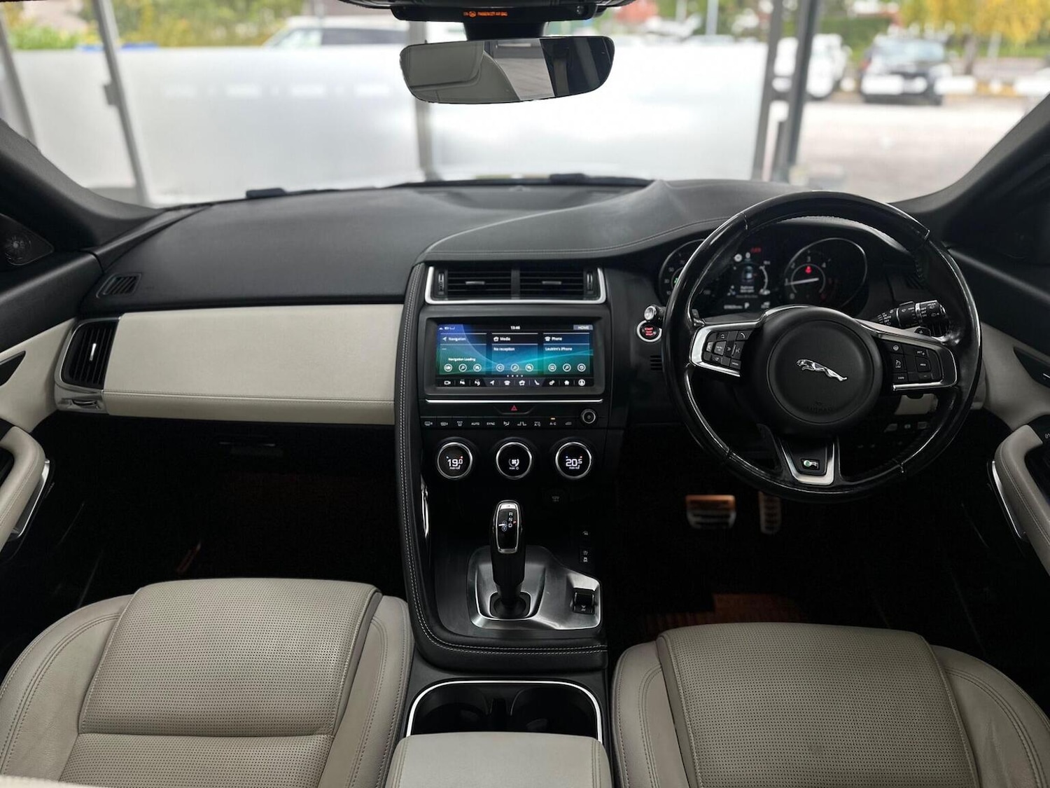 Used Jaguar E-Pace 2018 for sale - 76656089: Photo 17