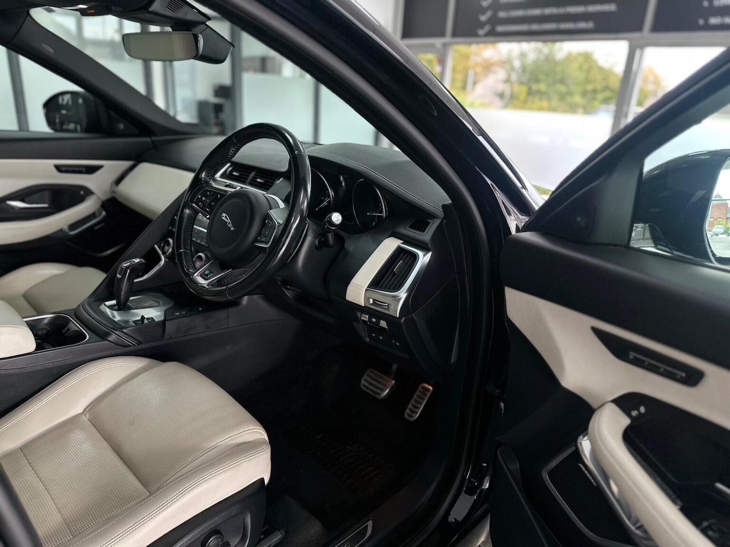 Used Jaguar E-Pace 2018 for sale - 76656089: Photo 20