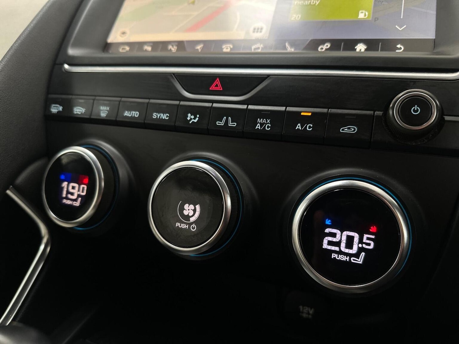 Used Jaguar E-Pace 2018 for sale - 76656089: Photo 27