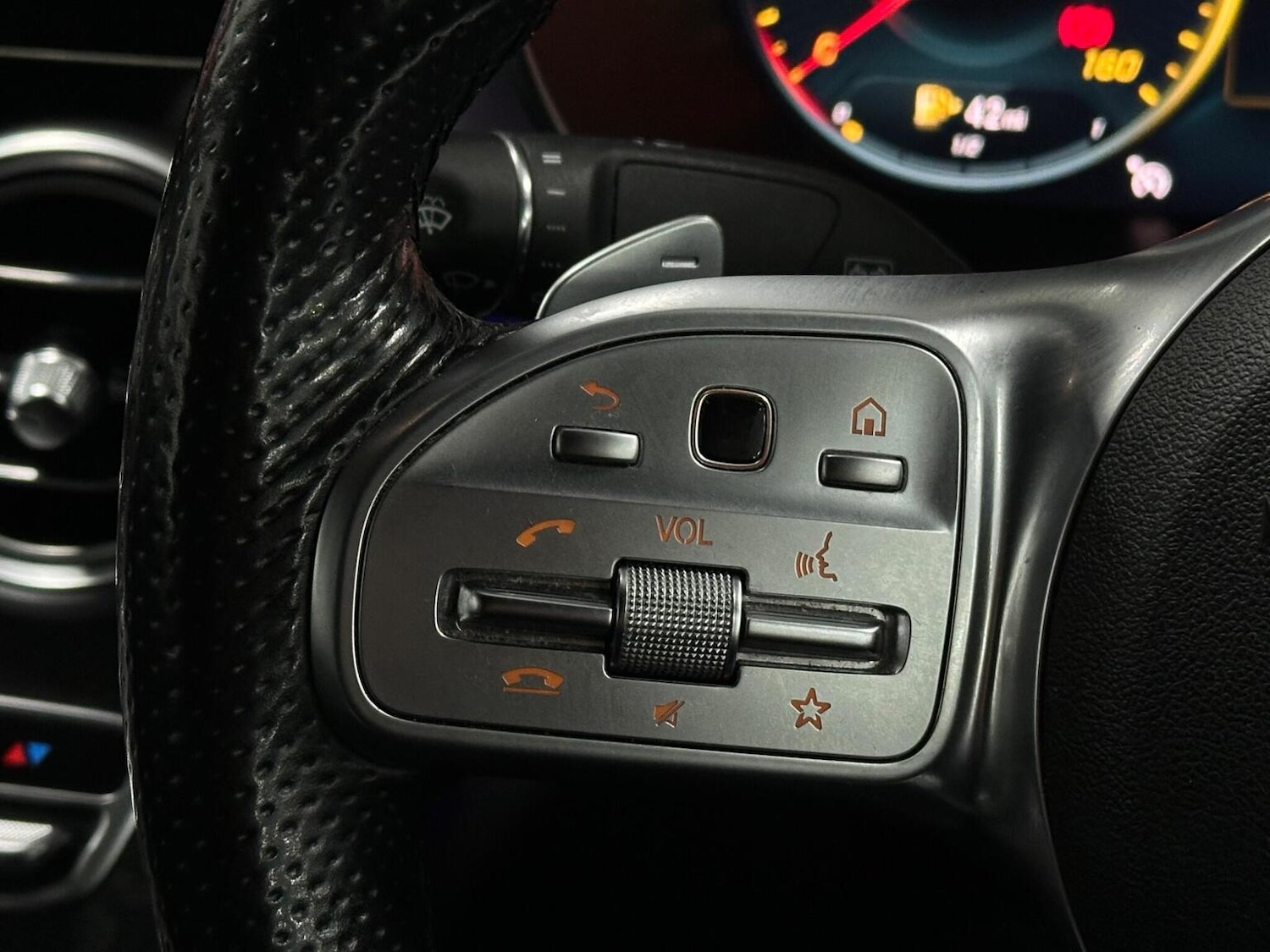 Used Mercedes-Benz C Class 2020 for sale - 76712687: Photo 25