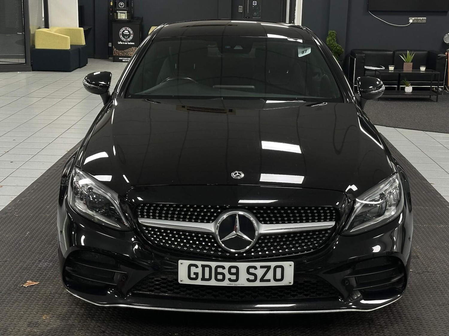 Used Mercedes-Benz C Class 2020 for sale - 76712687: Photo 4