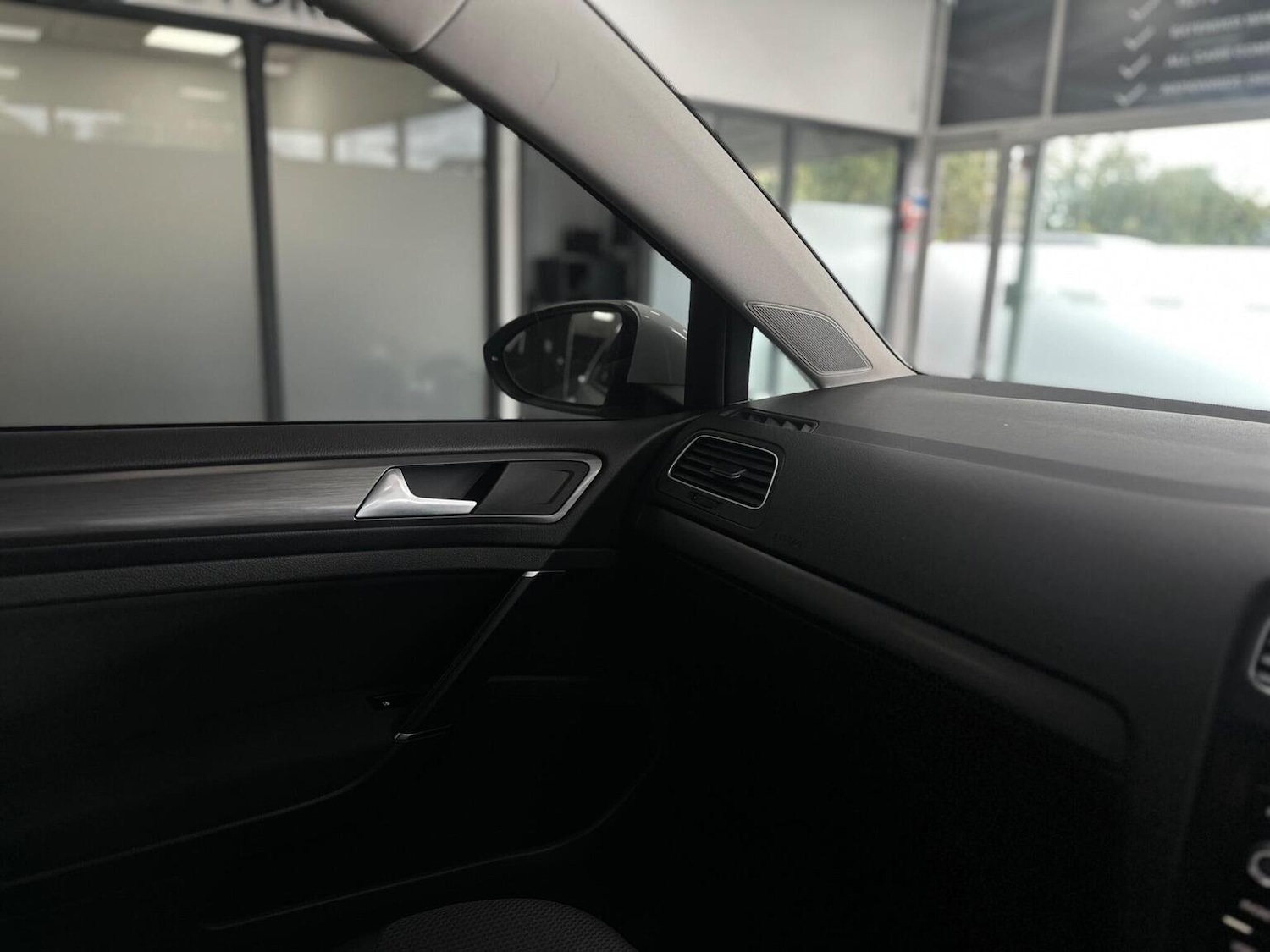 Used Volkswagen Golf 2019 for sale - 76656282: Photo 25